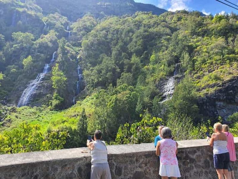 Billet Île de la Réunion : visite guidée du sud sauvage