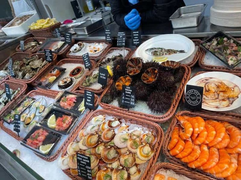 Billet Porto : visite culinaire du marché Bolhão avec visite d'un bar sur les toits