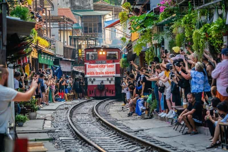 Billet Visite de la ville de Hanoi avec le train de la rue.