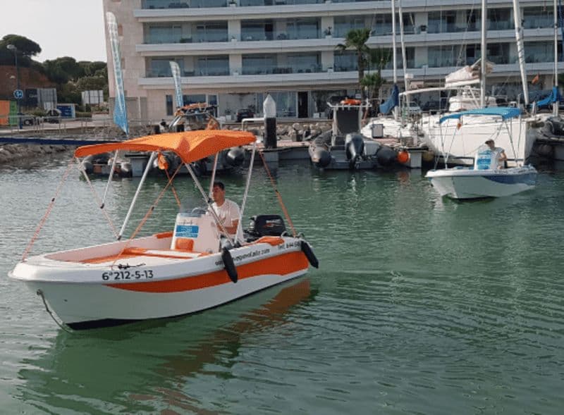 Billet Cadix : Location de bateaux sans permis