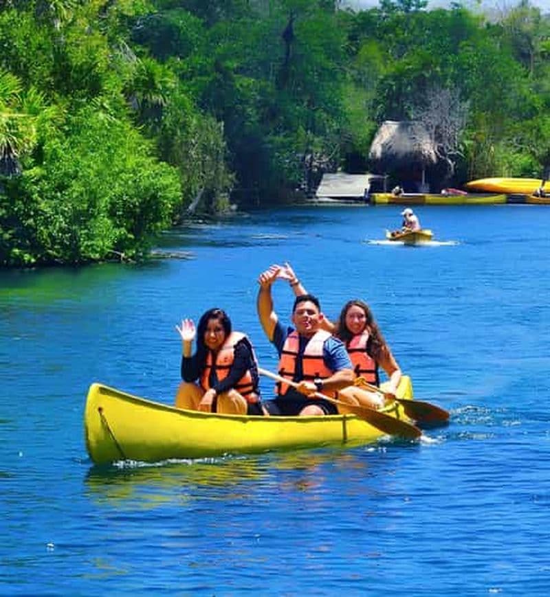 Billet Tulum : Zip-Line dans le cénote de la jungle, canoë et visite du village maya