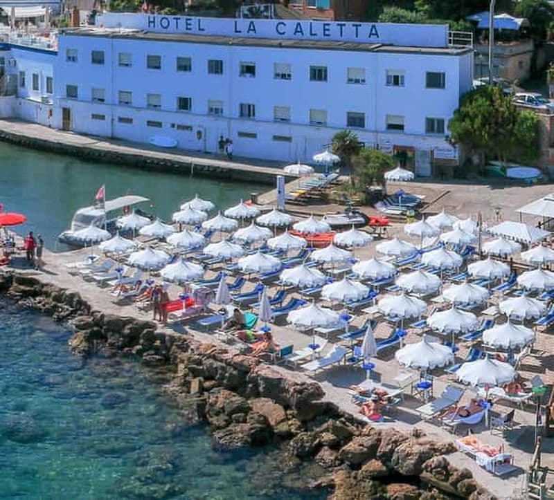 Billet Porto Santo Stefano : La Caletta beach club - Cocktails sous le parasol