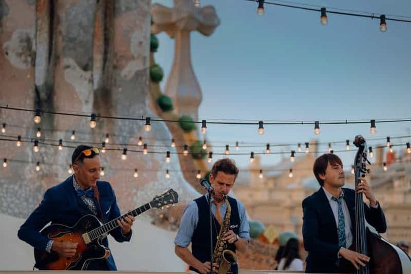 Billet Visite nocturne de la Casa Batlló avec musique live sur la terrasse sur le toit