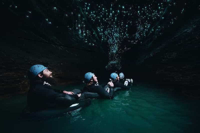 Billet Grottes de Waitomo : Rafting en eaux noires dans le labyrinthe