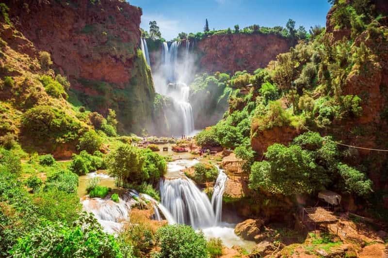 Billet Au départ de Marrakech : Excursion aux cascades d'Ouzoud avec randonnée et tour en bateau