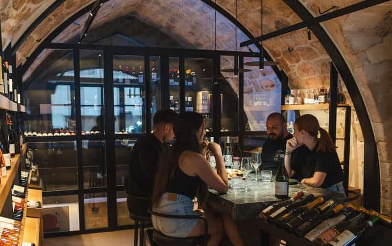 Billet Réthymnon : visite guidée avec dégustation de vins crétois et spécialités locales