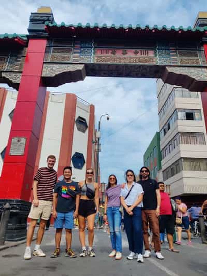 Billet Visite culinaire, Barrio chino, mercado central, parque la muralla