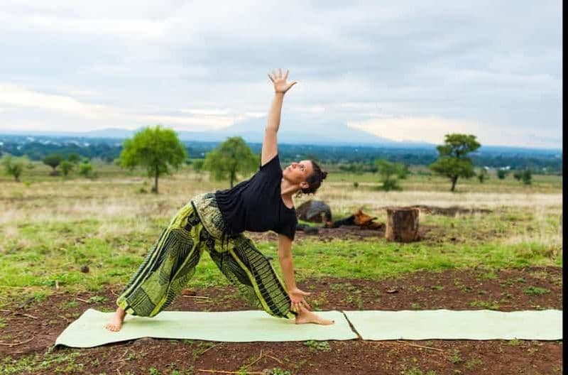 Billet Moshi, Tanzanie : Séance de yoga au coucher du soleil