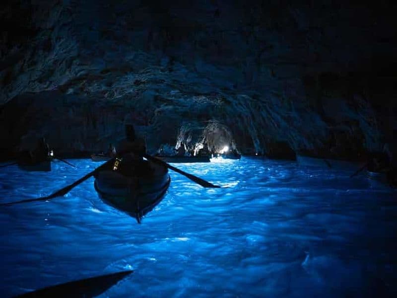 Billet Au départ de Naples : Grotte bleue, Capri et Anacapri en groupe