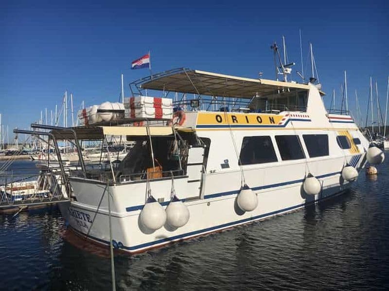 Billet Depuis Pula : croisière au coucher de soleil et dauphins