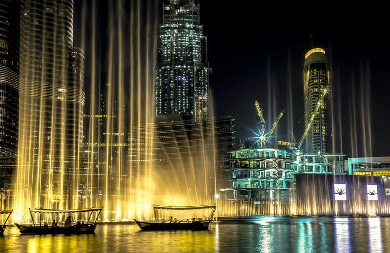 Billet Spectacle de la fontaine de Dubaï et croisière sur le lac en bateau traditionnel