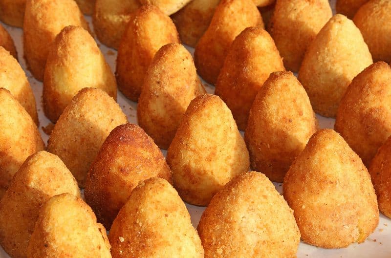 Billet Cours de cuisine d'arancini ou de cannoli à Taormina