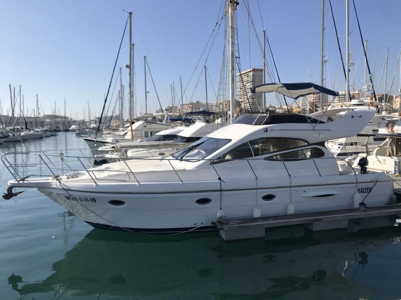 Billet Doqueve Majestic 420 (Motorboat)