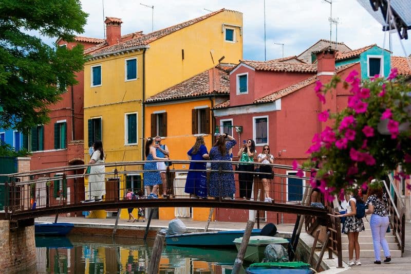 Billet Murano et Burano : excursion en bateau + démonstration de soufflage de verre depuis la gare