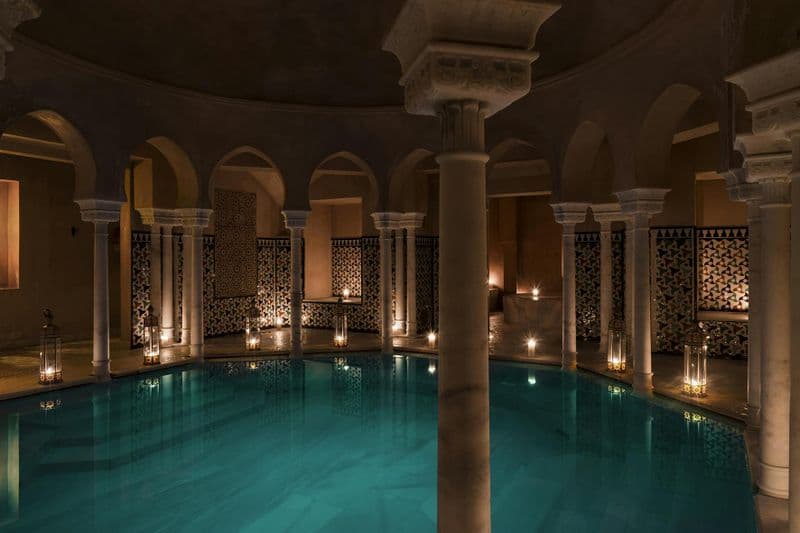 Billet Hammam Al Ándalus Málaga avec massage & traitement aux pierres chaudes