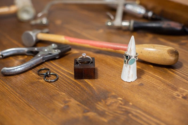 Billet Réalisez votre bague en argent sertie