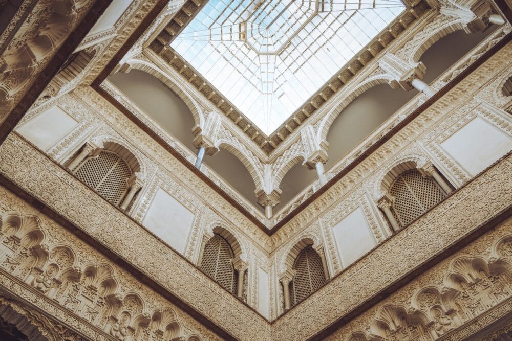 Cours des Poupées de Alcázar de Séville