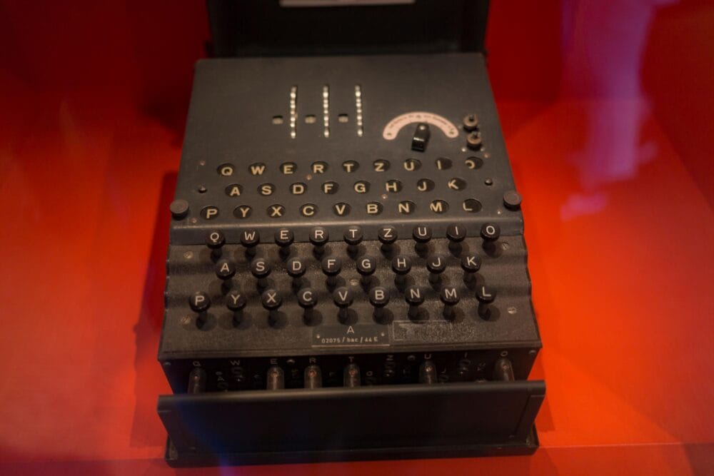 Machine enigma
