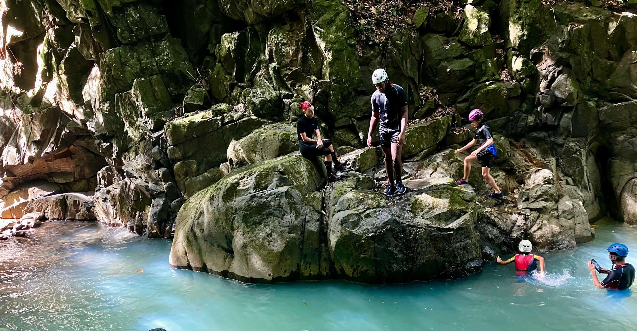 Dévaler les gorges et torrents de l'île