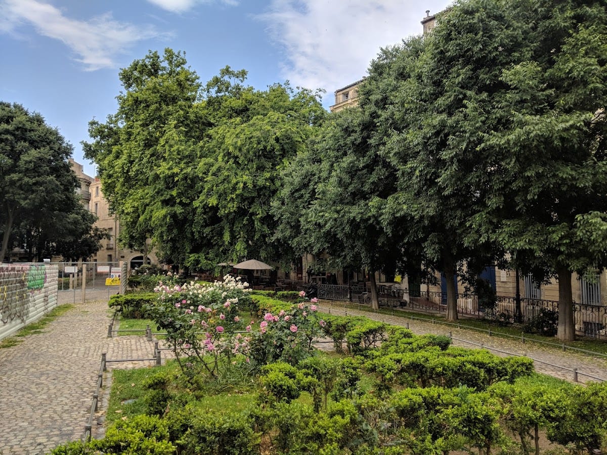 Place de la Canourgue