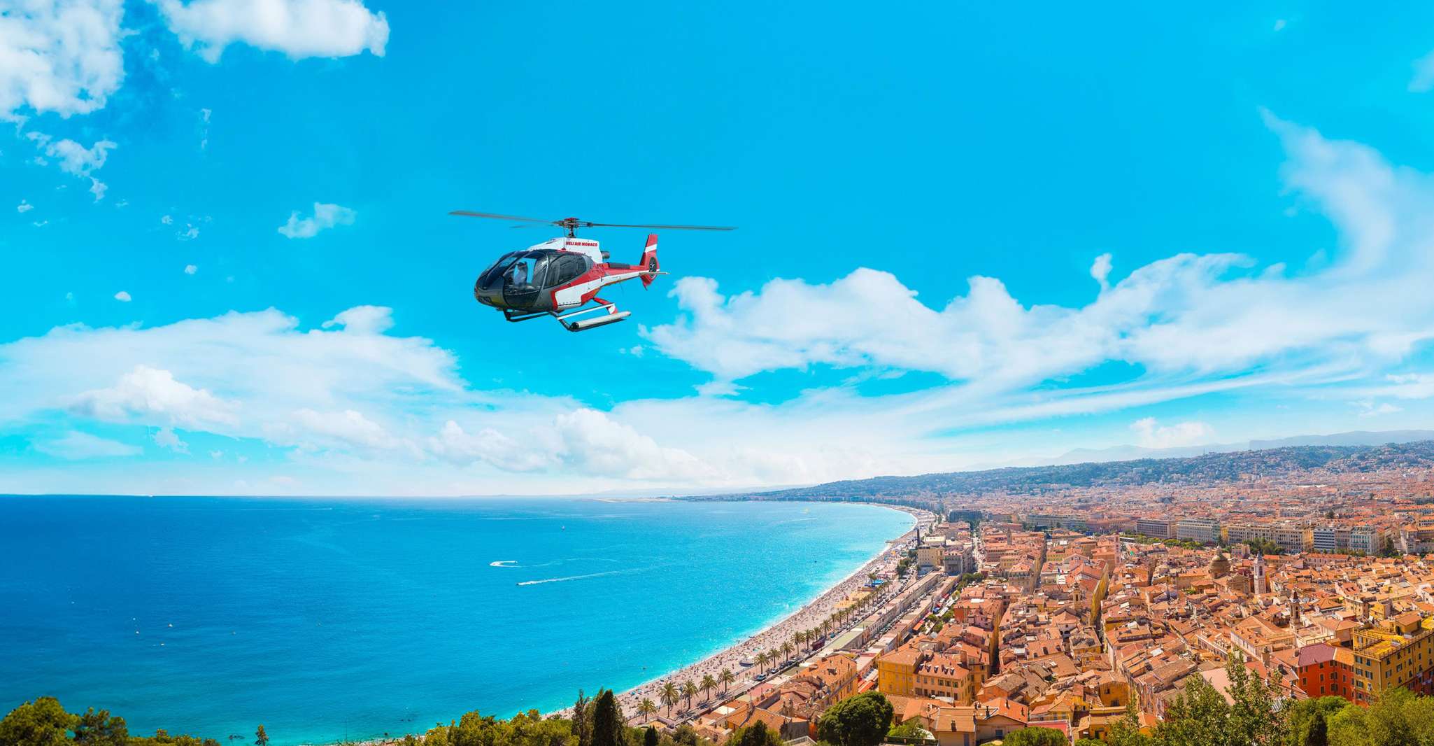 Survoler la Côte d'Azur en hélicoptère