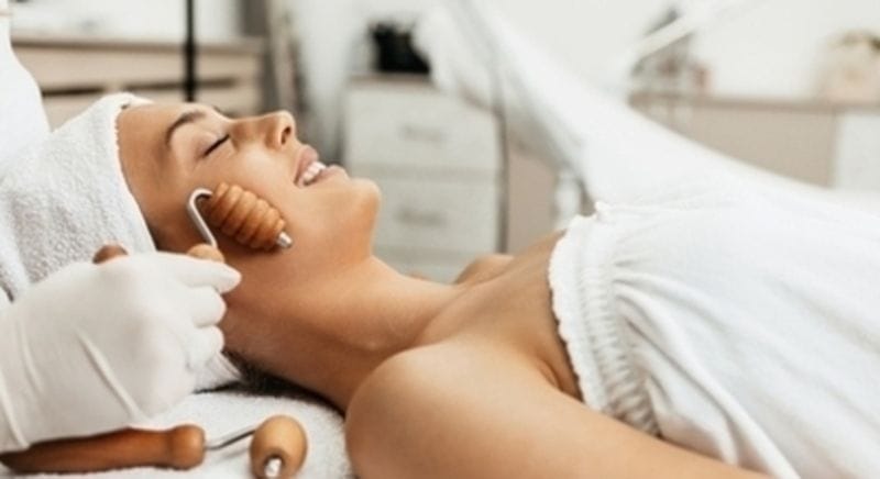 Billet Massage relaxant et soin du visage à Brest