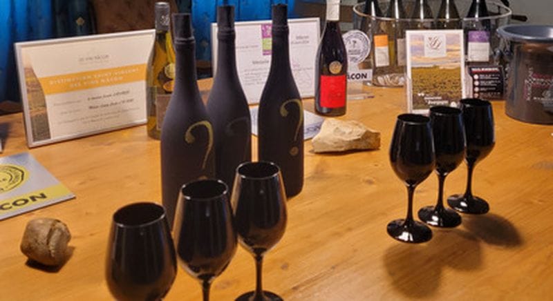 Billet Dégustation de vins au cœur d'un domaine viticole en Bourgogne près de Macon