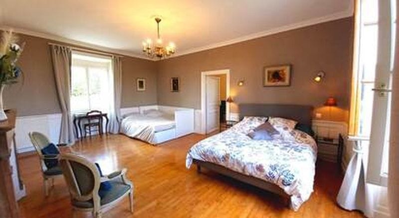 Billet Nuit en chambre d'hôtes à Fossemagne près de Périgueux