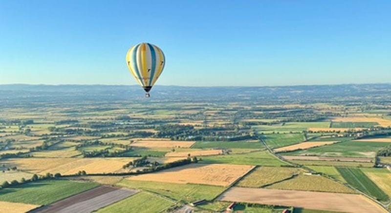 Billet Vol en montgolfière près de Saint Etienne - Survol de la plaine du Forez