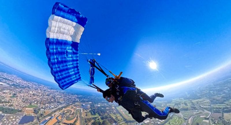 Billet Saut en parachute près de Paris Ouest