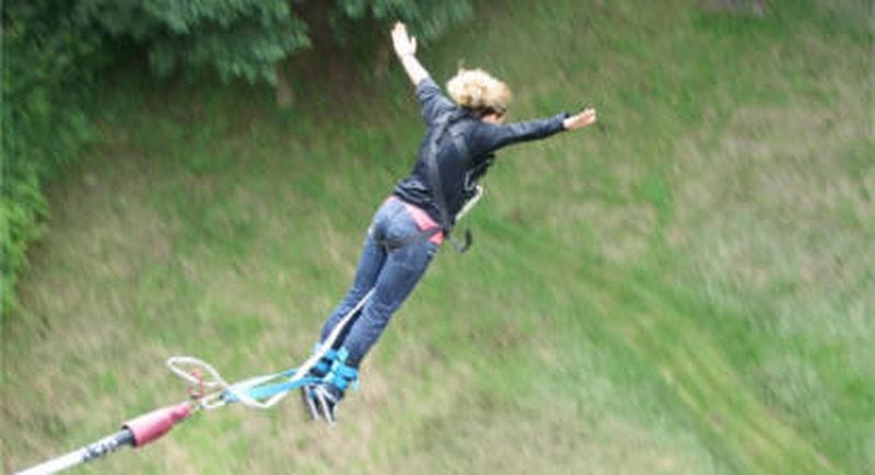 Billet Saut à l'élastique au viaduc de Druye