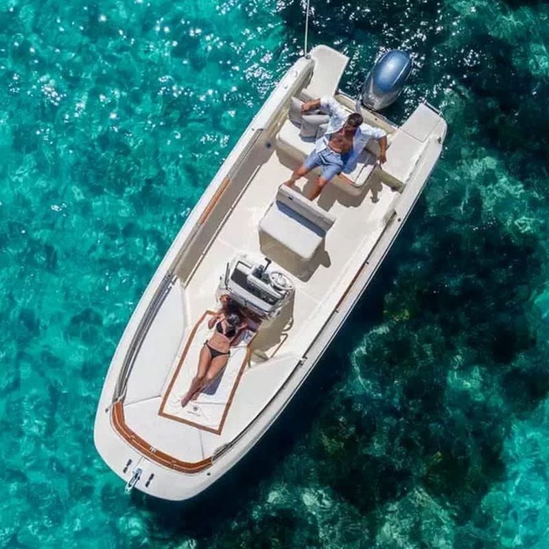 Billet Journée en mer : Vivez la Méditerranée à bord de votre bateau privé