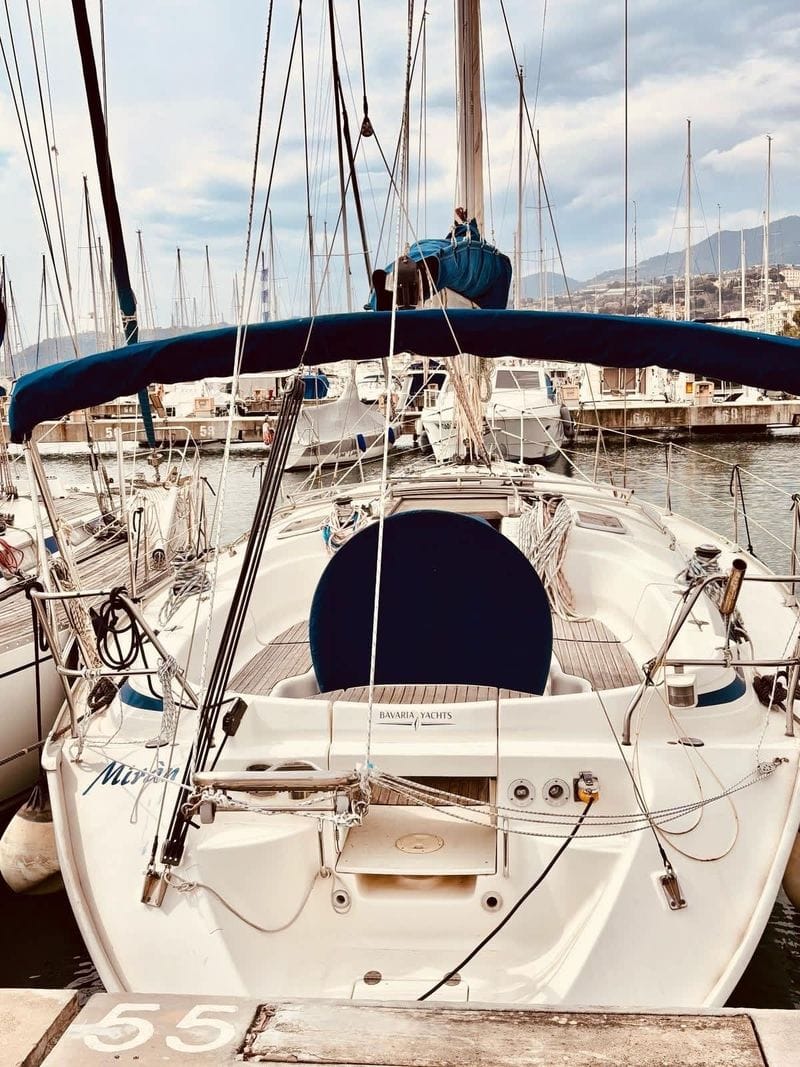 Billet Profitez d'une journée complète de navigation à Sanremo sur un voilier