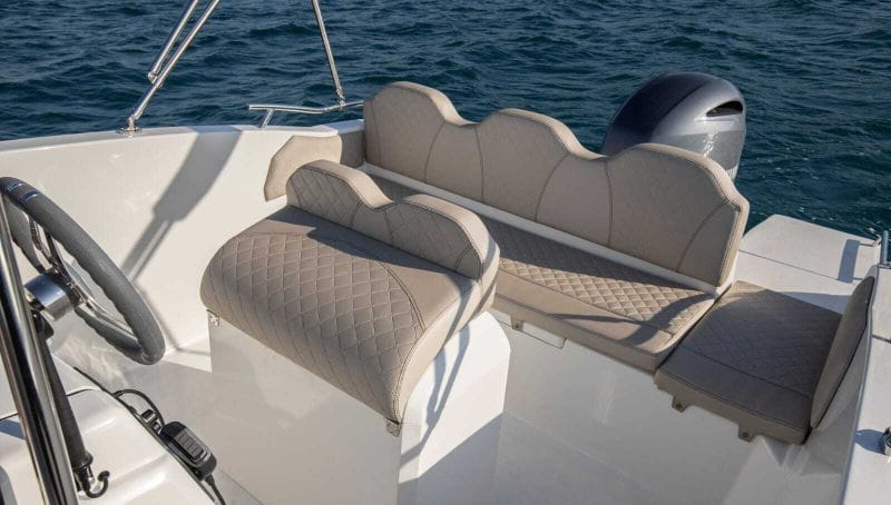Billet Une journée autour de Brač ou Šolta : découvrez la région en bateau à moteur