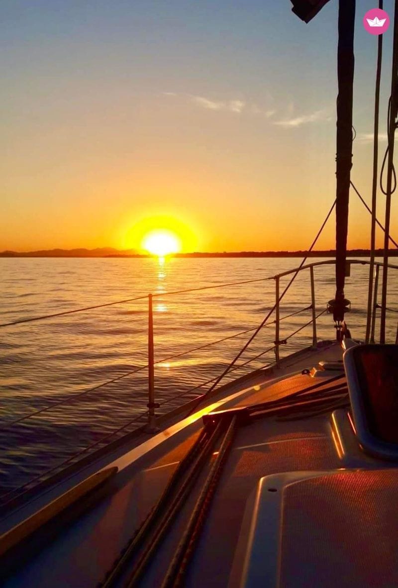 Billet Escapade à l'heure dorée : croisière de 4 heures au coucher du soleil au départ de Nydri