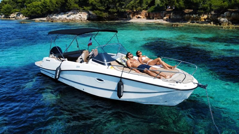 Billet 🏝️Journée ou demi-journée détente en bateau privé sur la Côte d’Azur avec Skipper. Profitez de la mer, je m'occupe du reste !