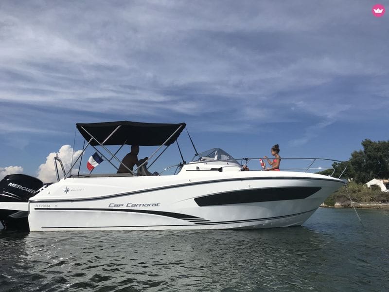 Billet Journée complète en mer – Découvrez les joyaux de la côte de Saint-Tropez    En co-navigation avec le propriétaire