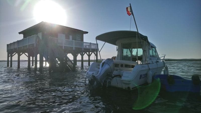 Billet Votre journée à Arcachon : Louez un bateau à moteur pour une Sortie Bateau découverte du Bassin