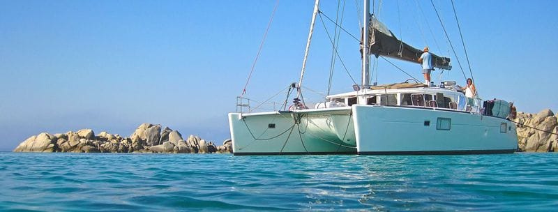Billet Mer, amour et soleil : une journée riche en émotions à bord d'un catamaran