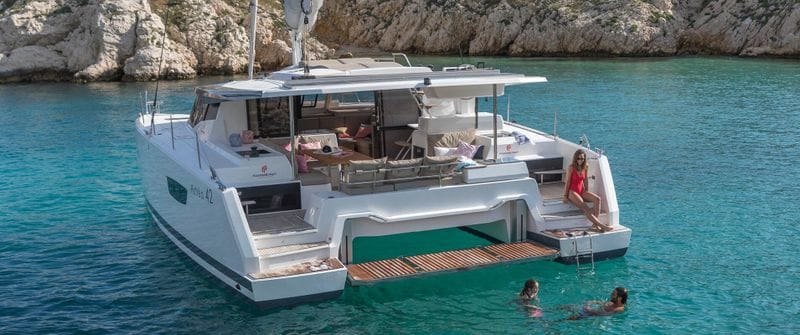 Billet Journée découverte en catamaran à Porquerolles et Port Cros