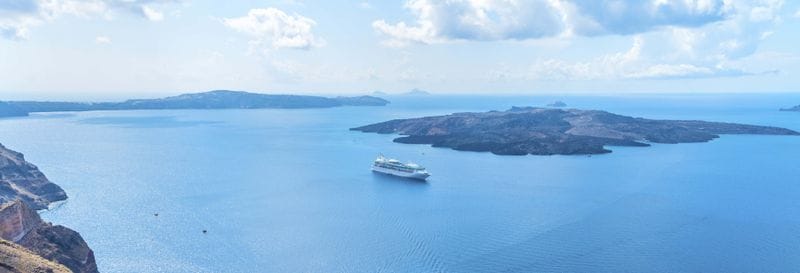 Billet Balade en bateau à fond de verre à la caldeira de Santorin