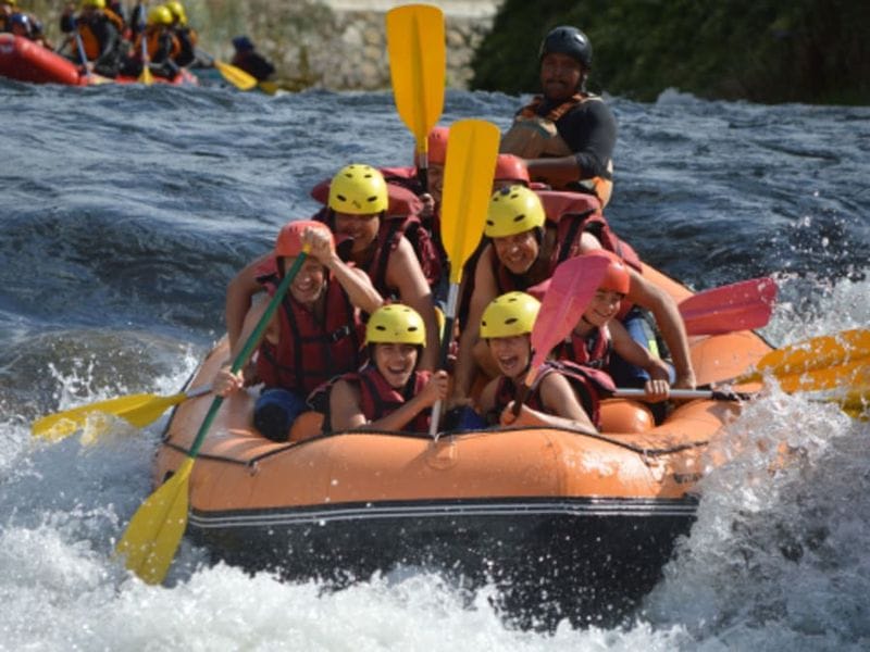 Billet Rafting à Saint-Béat : descente intermédiaire sur le Rio Garona