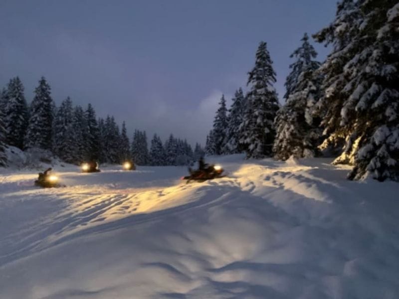 Billet Randonnée nocturne en motoneige à Chamrousse (38)