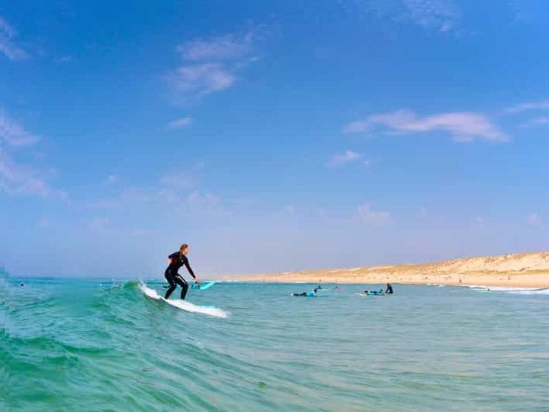 Billet Apprenez à surfer dans un spot magnifique et peu fréquenté près de Bordeaux !