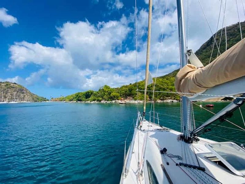 Billet Visite d’une journée : voile et snorkeling aux Saintes