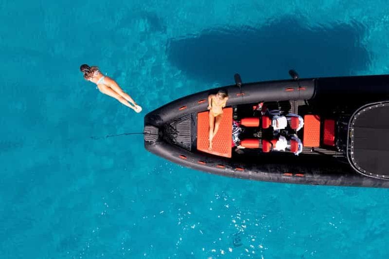 Billet Depuis Zadar : sortie en bateau de luxe vers les îles, snorkeling et vin à volonté