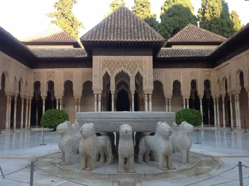 Billet Depuis Malaga : excursion d'une journée à Grenade et à l'Alhambra