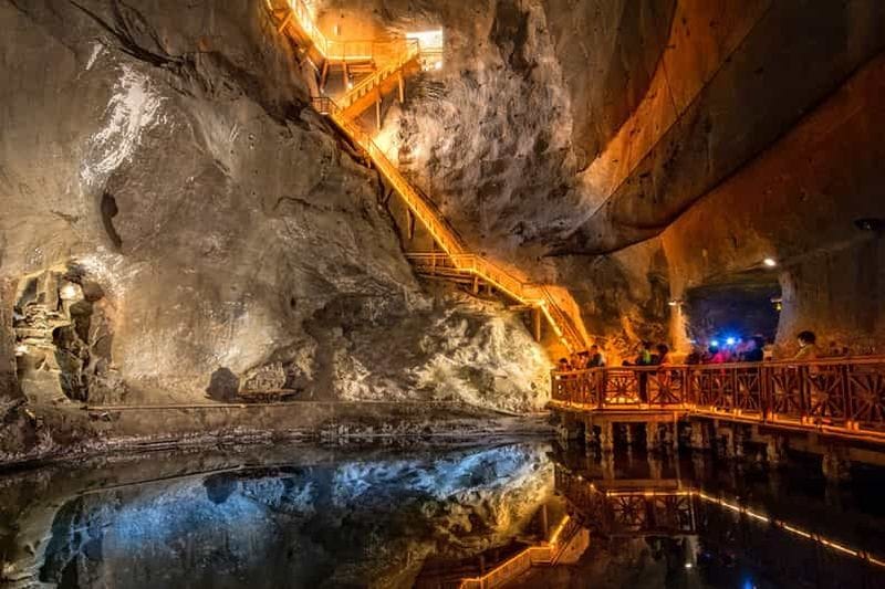 Billet Depuis Cracovie : visite de la mine de sel de Wieliczka et billet avec accès prioritaire