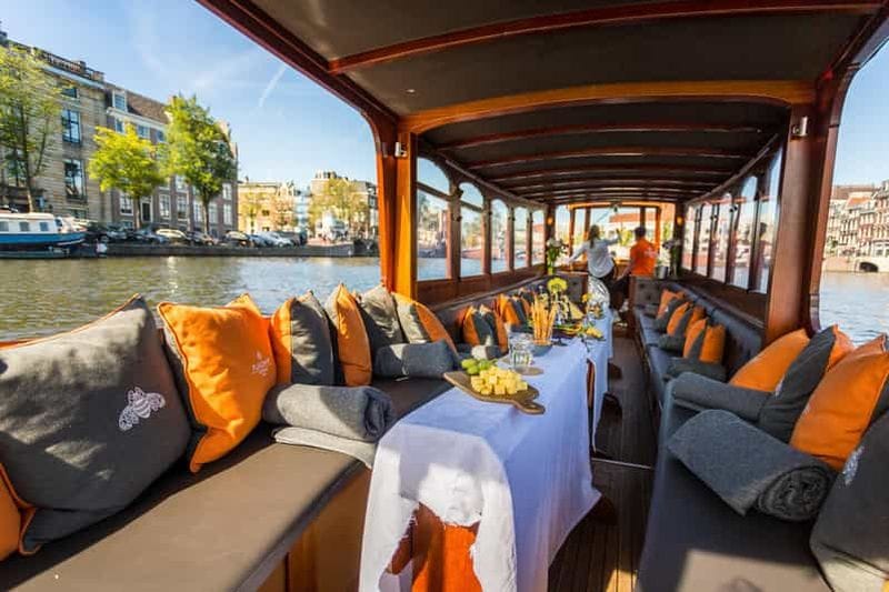 Billet Amsterdam : croisière en bateau-salon avec fromages hollandais et vin en option