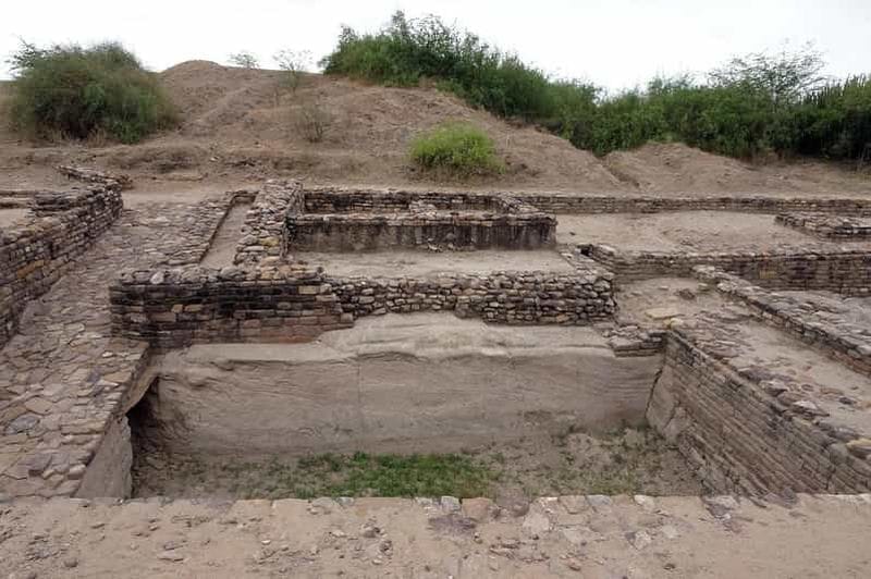 Billet Ahmedabad : visite privative de 3 jours à Dholavira et dans le désert blanc